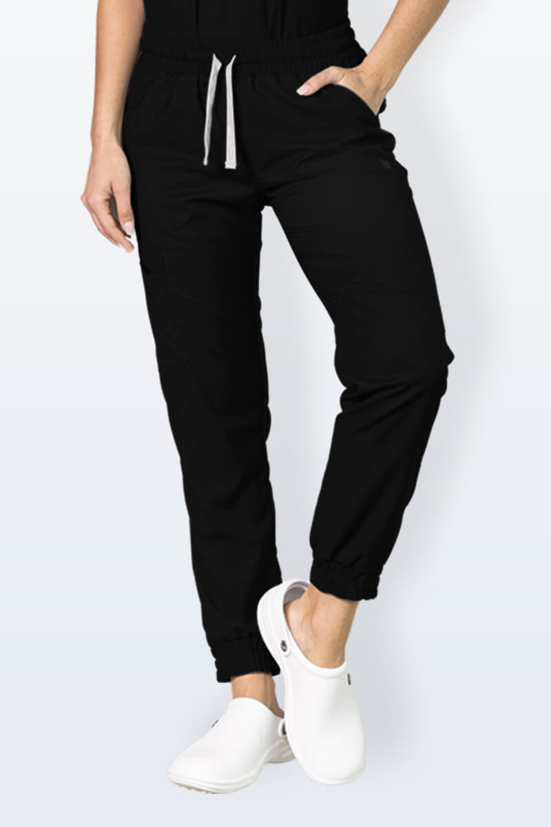 uniforme-medico-mujer-juego-quirurgico-joggers-unitam-pantalon-negro-2_5