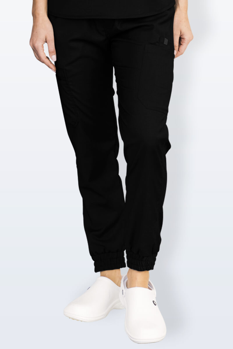 uniforme-medico-mujer-juego-quirurgico-joggers-unitam-pantalon-negro-3_5